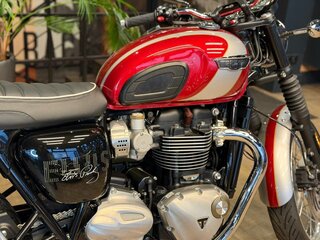 2025 Triumph Bonneville T120, красный, 1850000 рублей, вид 2