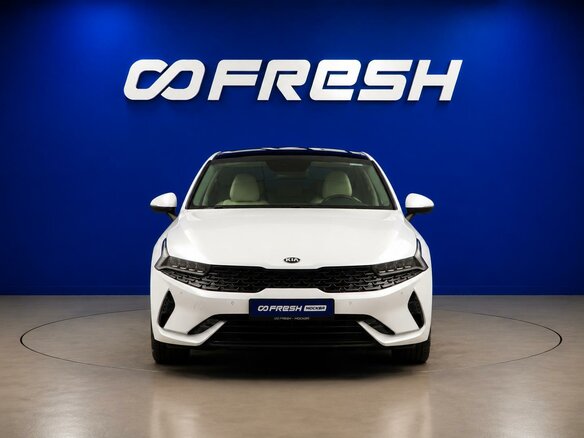 2020 Kia K5 III, белый - вид 2