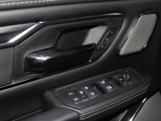 2025 Ram 1500 Crew Cab V Рестайлинг, чёрный, 9490000 рублей, вид 4