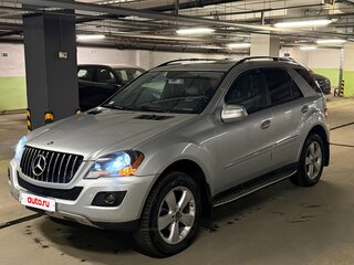 2008 Mercedes-Benz M-Класс 350 II (W164) Рестайлинг, серебристый, 1400000 рублей, вид 1