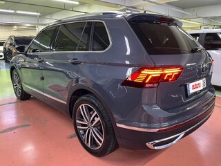 2023 Volkswagen Tiguan II Рестайлинг, серый, 2450001 рублей, вид 2