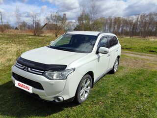 2012 Mitsubishi Outlander III, белый, 1050000 рублей, вид 1