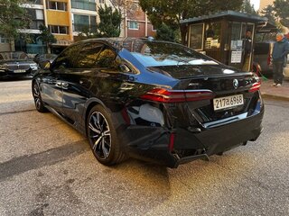 2025 BMW 5 серии 530i xDrive VIII (G60/G61/G68), чёрный, 9790000 рублей, вид 4
