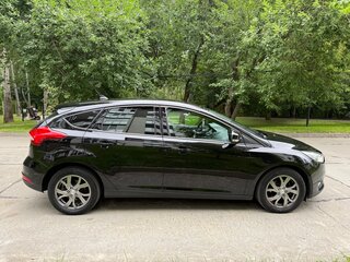 2018 Ford Focus III Рестайлинг, чёрный, 1090000 рублей, вид 4