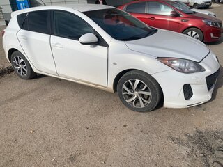 2013 Mazda 3 II (BL) Рестайлинг, белый, 1200000 рублей, вид 2