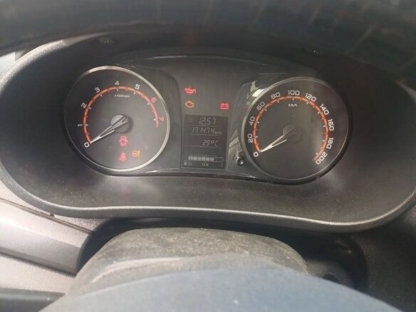 2021 Lada (ВАЗ) Granta I Рестайлинг, белый, 450000 рублей - вид 17