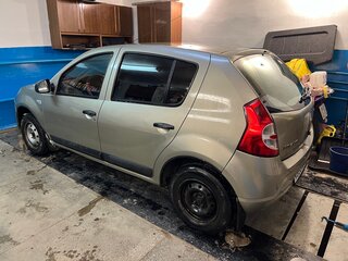 2012 Renault Sandero I, бежевый, 400000 рублей, вид 3