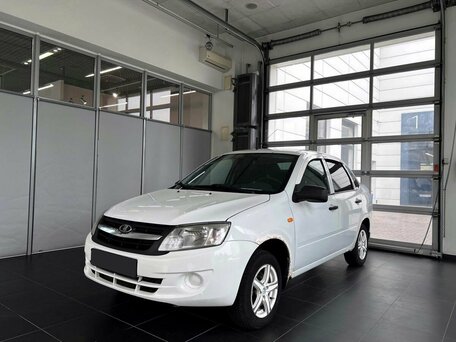 2012 Lada (ВАЗ) Granta I, белый, 300000 рублей, вид 3