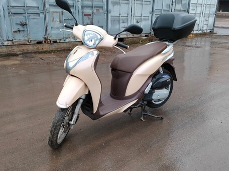 2018 Honda SH, бежевый, 259000 рублей, вид 1