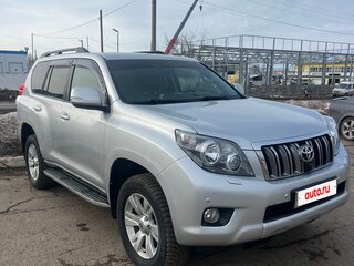 2010 Toyota Land Cruiser Prado 150 Series, серебристый, 2800000 рублей, вид 2