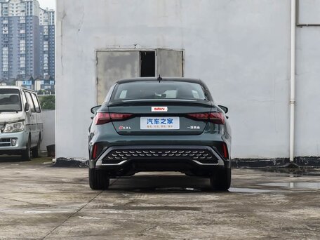 2023 Audi A3 35 TFSI Long IV (8Y), зелёный, 1929999 рублей, вид 5