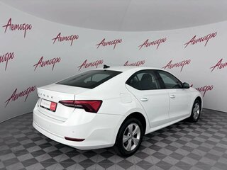 2021 Skoda Octavia IV (A8), белый, 1969000 рублей, вид 5
