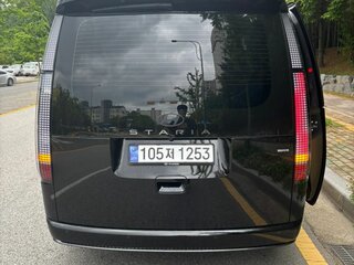 2025 Hyundai Staria I, чёрный, 7990000 рублей, вид 3
