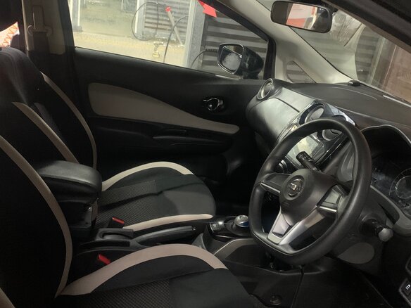 2017 Nissan Note e-Power II Рестайлинг, чёрный, 920000 рублей - вид 8