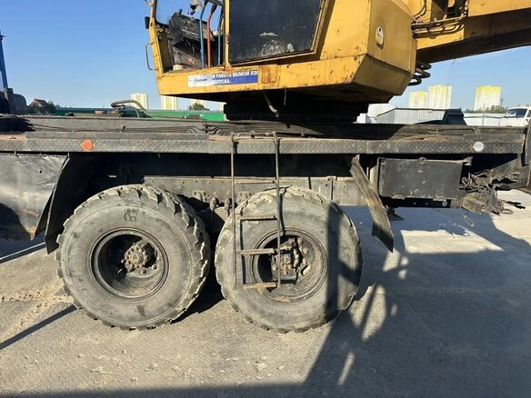 2009 КамАЗ 43118, 2400000 рублей - вид 10