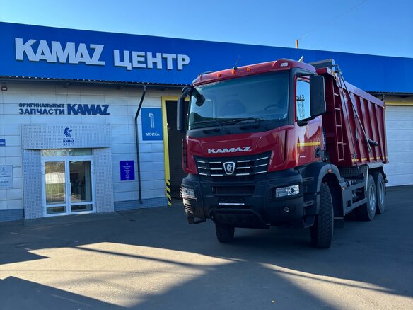 2026 КамАЗ 6595, красный, 10793000 рублей