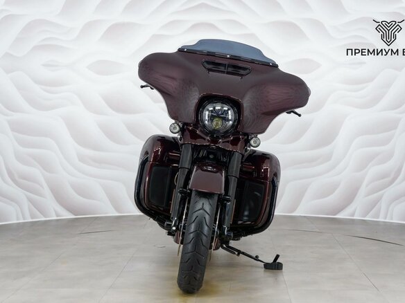 2018 Harley-Davidson CVO Street Glide, красный, 2599000 рублей - вид 3