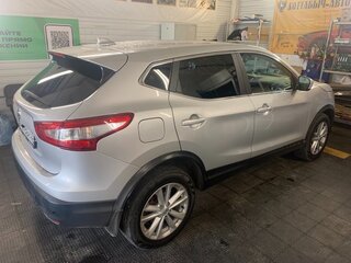 2017 Nissan Qashqai II, серебристый, 1700000 рублей, вид 4