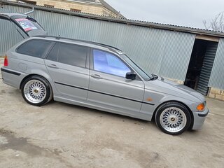 2001 BMW 3 серии 320i IV (E46), серебристый, 990000 рублей, вид 4
