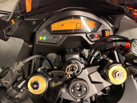 2011 Honda CBR 600F, чёрный, 650000 рублей, вид 2