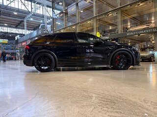 2025 Audi RS Q8 Performance I Рестайлинг, чёрный, 32000000 рублей, вид 2
