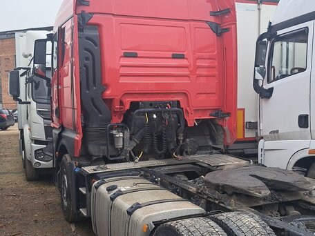2021 MAN TGX, красный, 7708000 рублей, вид 4