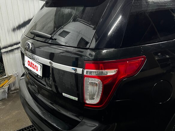 2012 Ford Explorer V, чёрный, 1500000 рублей - вид 10