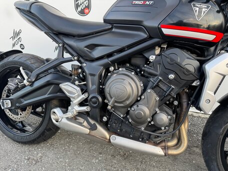 2021 Triumph Trident 660, чёрный, 780000 рублей, вид 5