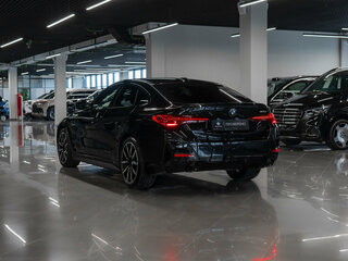 2025 BMW 4 серии Gran Coupe 420i G22, G23, G26 Рестайлинг, чёрный, 7400000 рублей, вид 5