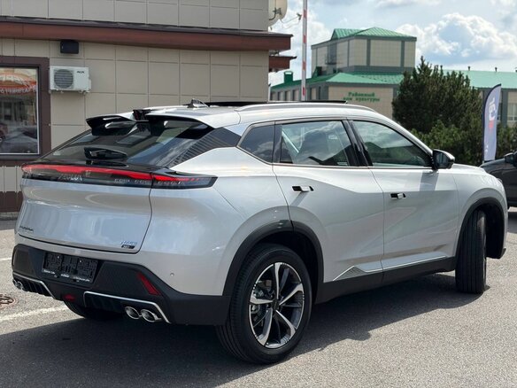 2025 Dongfeng Mage, серебристый, 2899000 рублей - вид 6