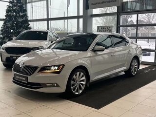 2015 Skoda Superb III, белый, 1867000 рублей, вид 2