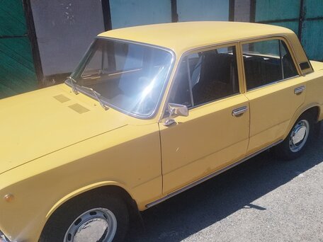1981 Lada (ВАЗ) 21013, жёлтый, 1000000 рублей, вид 2