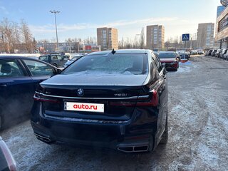 2018 BMW 7 серии Long 750Li xDrive VI (G11/G12), синий, 3300000 рублей, вид 4