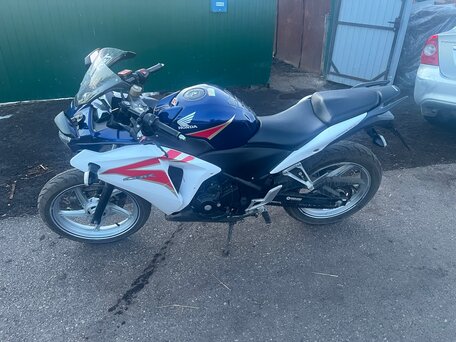 2014 Honda CBR 250R, синий, 270000 рублей, вид 4