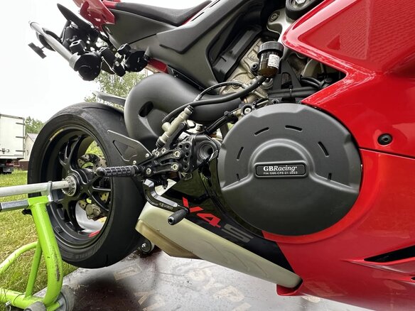 2023 Ducati Panigale V4, красный, 2680000 рублей - вид 20