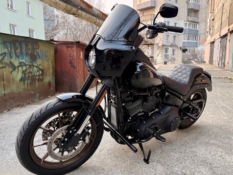 2019 Harley-Davidson Low Rider, чёрный, 1300000 рублей, вид 4