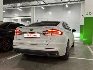 2018 Ford Fusion (North America) II Рестайлинг, белый, 1650000 рублей, вид 5
