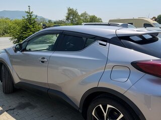 2019 Toyota C-HR I Рестайлинг, серебристый, 2220000 рублей, вид 4