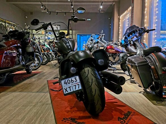 2024 Indian Chief, чёрный, 2150000 рублей - вид 21