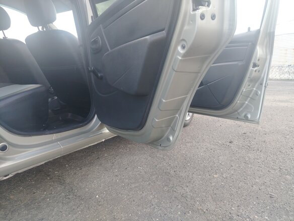 2013 Renault Logan I Рестайлинг, бежевый, 519000 рублей - вид 7