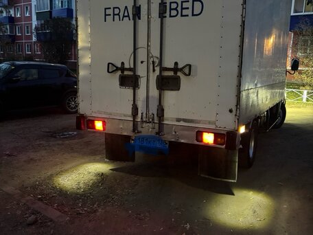 2002 Toyota Dyna, белый, 1200000 рублей, вид 2