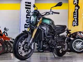 Benelli Leoncino 800