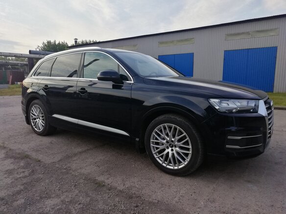 2015 Audi Q7 II (4M), чёрный, 3650000 рублей - вид 1