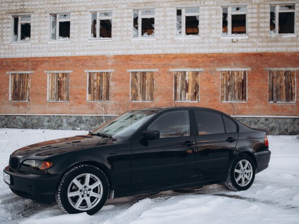 2003 BMW 3 серии 318i IV (E46) Рестайлинг, чёрный, 750000 рублей - вид 3