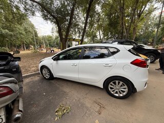 2017 Kia Ceed II Рестайлинг, белый, 1059000 рублей, вид 3