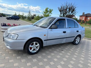 2003 Hyundai Accent ТагАЗ II, серебристый, 330000 рублей, вид 2