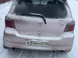 2001 Toyota Vitz I (P10), розовый, 410000 рублей, вид 1