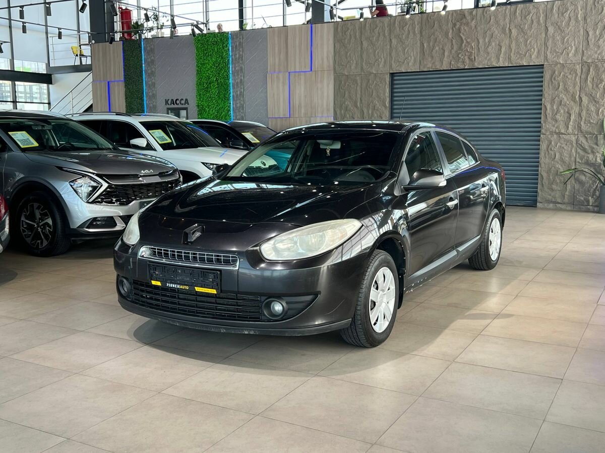 Открыть фотографии: Renault Fluence I