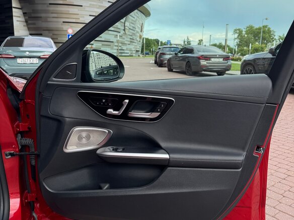 2021 Mercedes-Benz C-Класс 300 V (W206), красный, 3600000 рублей - вид 12