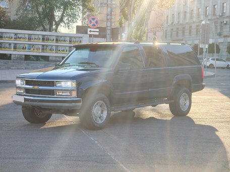 1994 Chevrolet Suburban VIII, синий, 1800000 рублей, вид 1